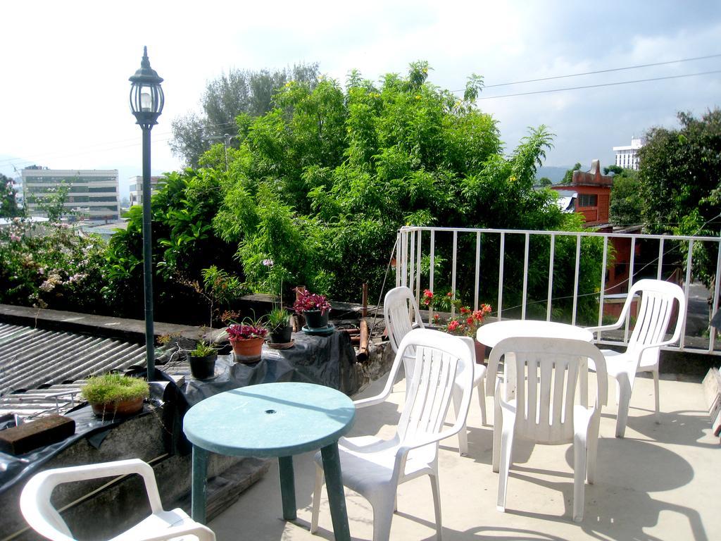 Ximenas Guest House San Salvador Kültér fotó